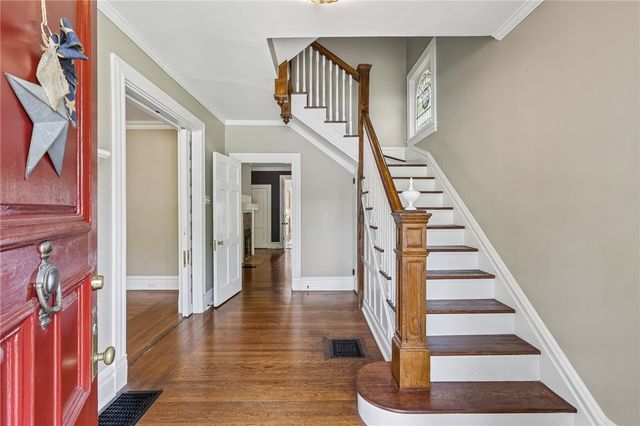 884 Thorn STREET, Sewickley, PA 15143