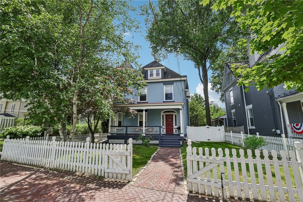 884 Thorn STREET, Sewickley, PA 15143