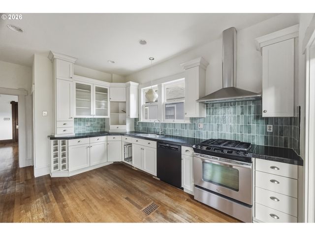 3110 Ne 33RD Ave, Portland, OR 97212