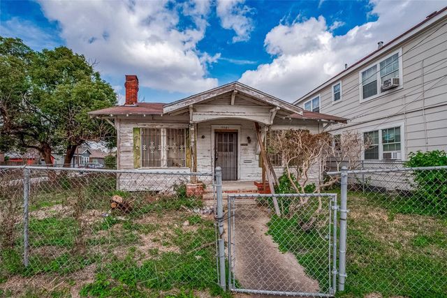 3301 Holman Street, Houston, TX 77004