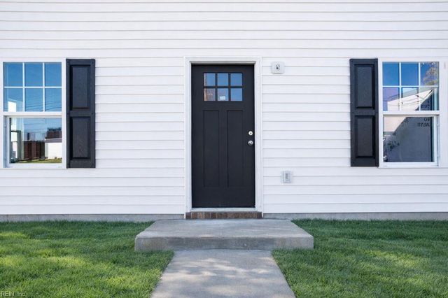 903 Bank Street EXT, Suffolk, VA 23434