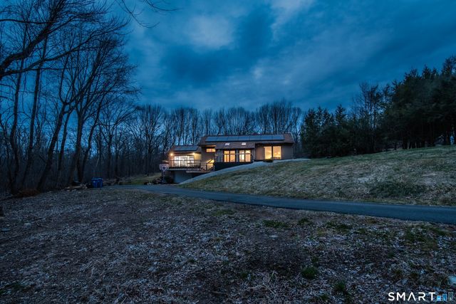 54 Baxter Street, Tolland, CT 06084