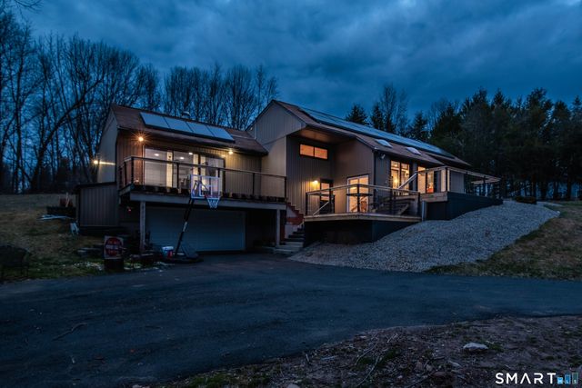 54 Baxter Street, Tolland, CT 06084