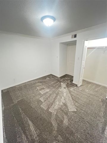 3300 Pebblebrook Drive 89, Seabrook, TX 77586