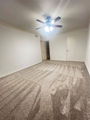 3300 Pebblebrook Drive 89, Seabrook, TX 77586