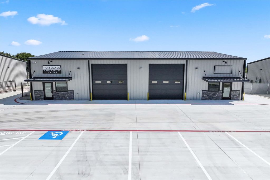 2036 Seaborn Road BLDG.3, STE.A, Ponder, TX 76259