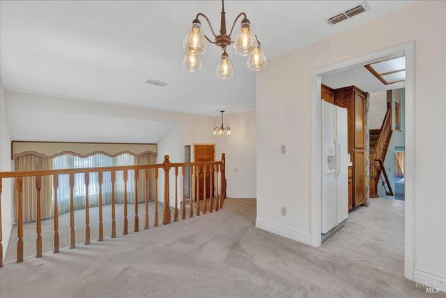724 Chelmsford Ct, Vacaville, CA 95688