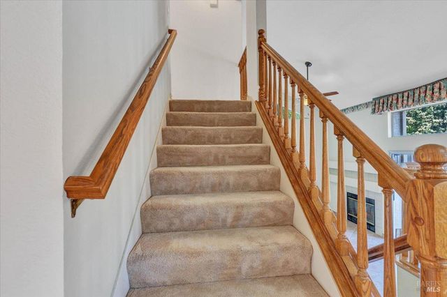 724 Chelmsford Ct, Vacaville, CA 95688