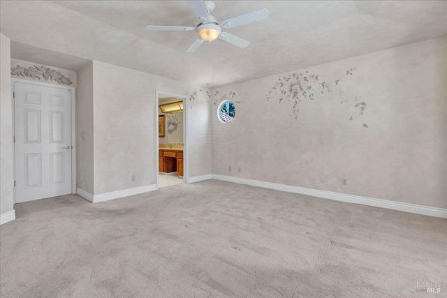 724 Chelmsford Ct, Vacaville, CA 95688