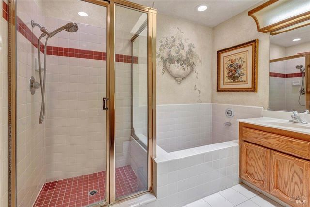 724 Chelmsford Ct, Vacaville, CA 95688