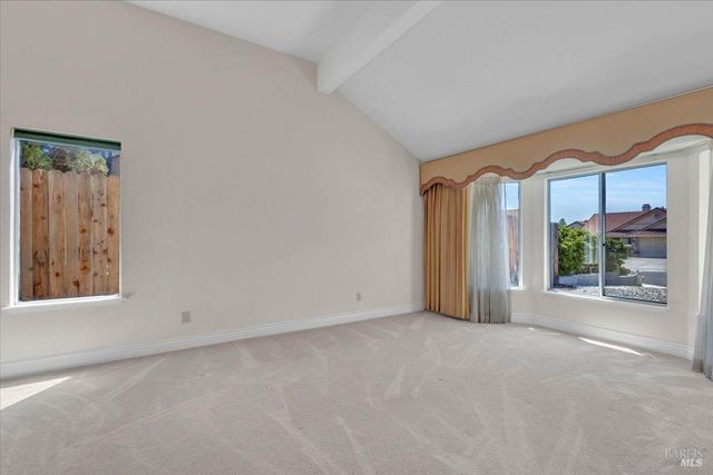 724 Chelmsford Ct, Vacaville, CA 95688