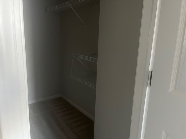 567 W PARKSIDE Drive 567, Palatine, IL 60067