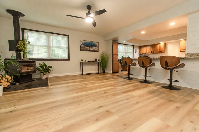 304 Wild Cherry Drive, Dixon, IL 61021