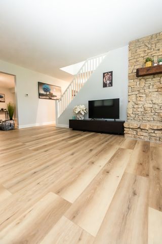 304 Wild Cherry Drive, Dixon, IL 61021