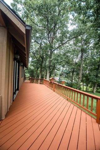 304 Wild Cherry Drive, Dixon, IL 61021