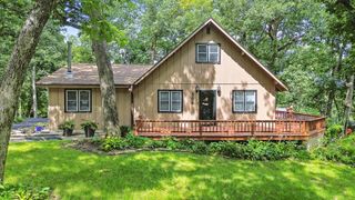 304 Wild Cherry Drive, Dixon, IL 61021