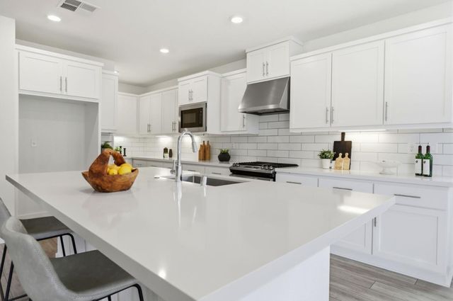 7060 Spumante Way, Gilroy, CA 95020