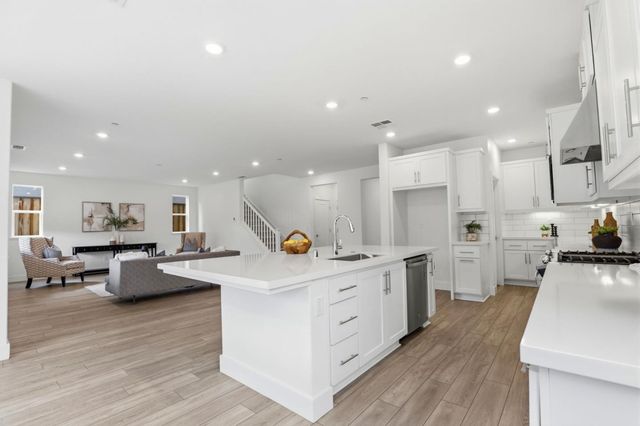 7060 Spumante Way, Gilroy, CA 95020