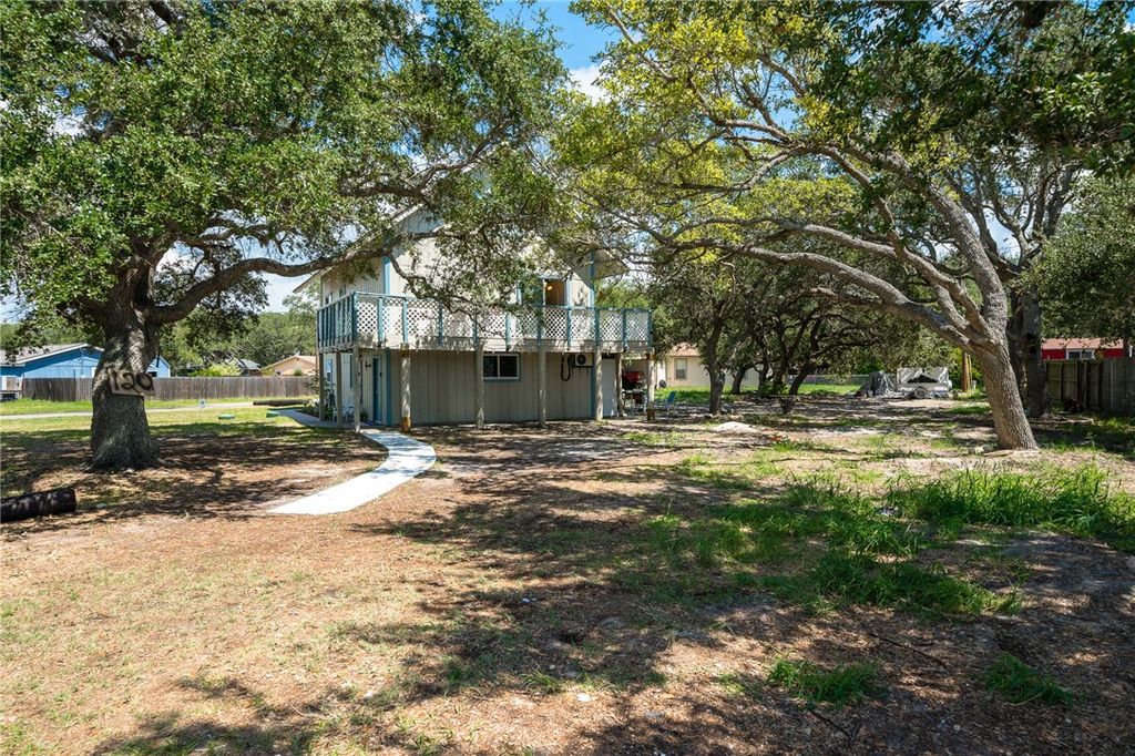 120 Retama, Rockport, TX 78382 — photo 3