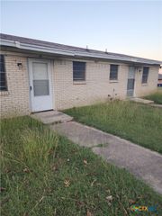 405 E Robertson Avenue B, Copperas Cove, TX 76522