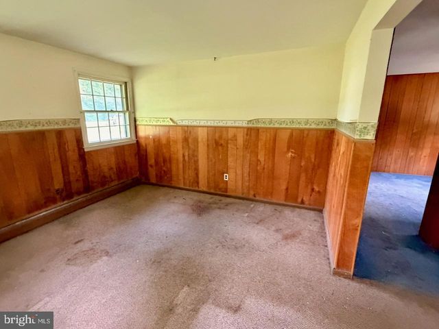 1283 COUNTRY LN, West Chester, PA 19380