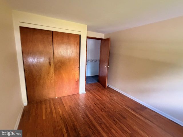 1283 COUNTRY LN, West Chester, PA 19380