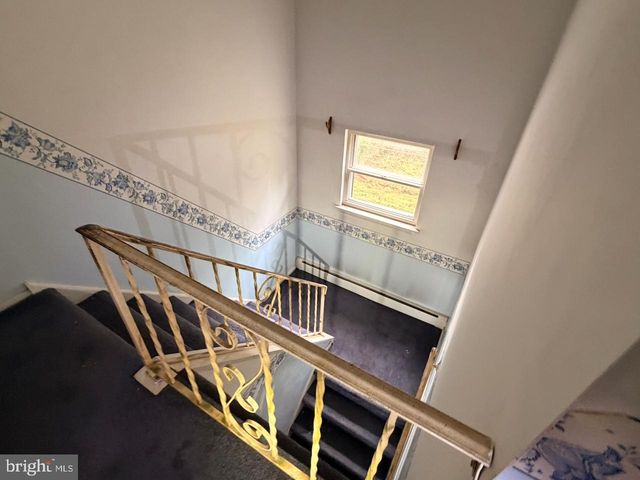 1283 COUNTRY LN, West Chester, PA 19380