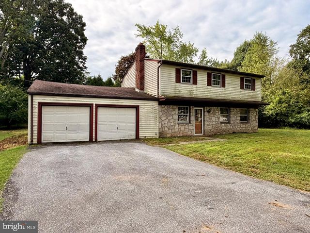 1283 COUNTRY LN, West Chester, PA 19380