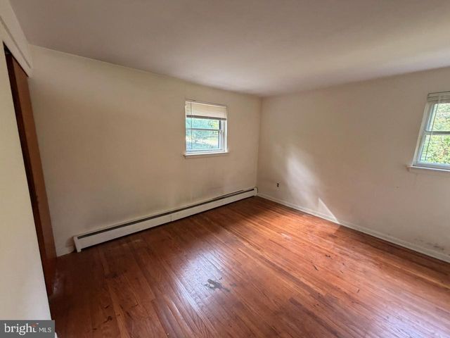 1283 COUNTRY LN, West Chester, PA 19380