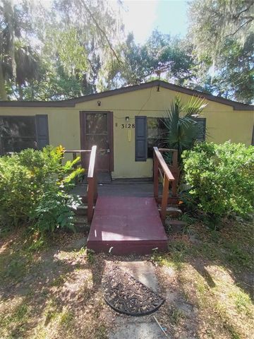 3128 CR 418, Lake Panasoffkee, FL 33538