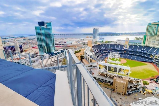 321 10th Ave 904, San Diego, CA 92101