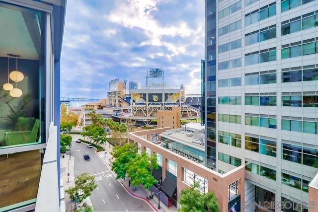321 10th Ave 904, San Diego, CA 92101