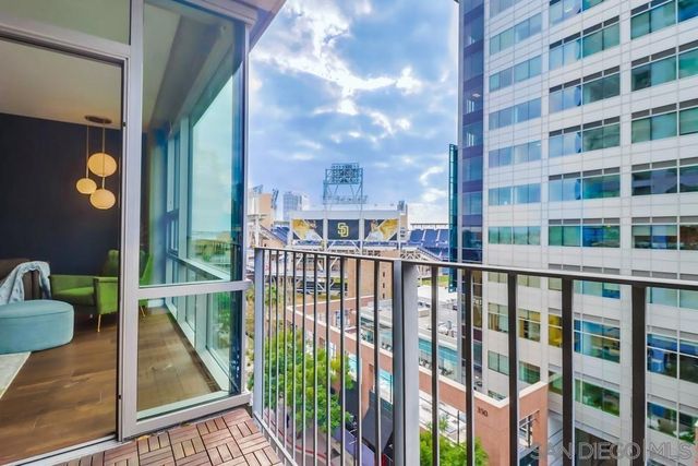 321 10th Ave 904, San Diego, CA 92101