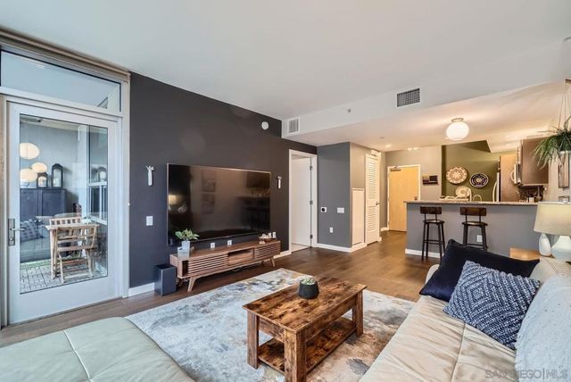 321 10th Ave 904, San Diego, CA 92101