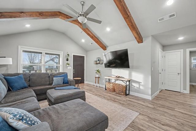 2509 S D Street, Rogers, AR 72758