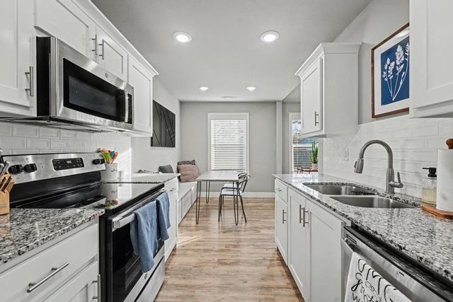 2509 S D Street, Rogers, AR 72758