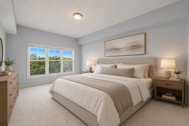 125 Lakeview Drive 604, Bloomingdale, IL 60108