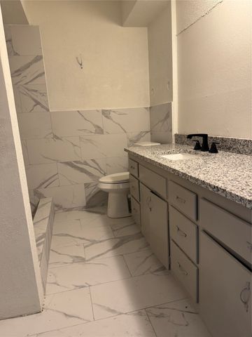 203 Allenwood Drive, Allen, TX 75002