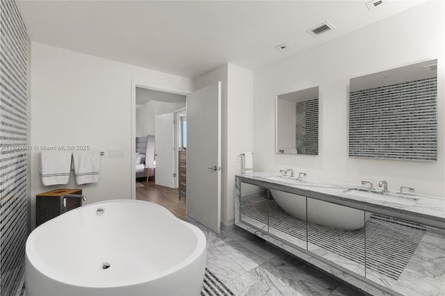 788 NE 23rd St 2101, Miami, FL 33137