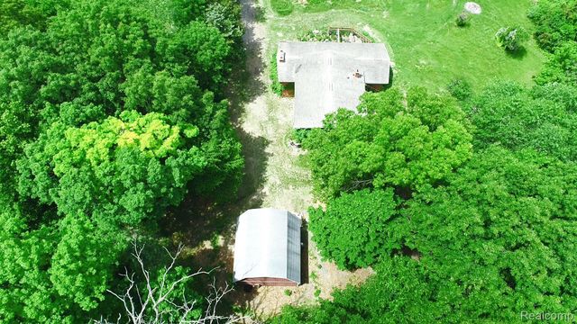1050 Teggerdine Road, White Lake Charter Township, MI 48386
