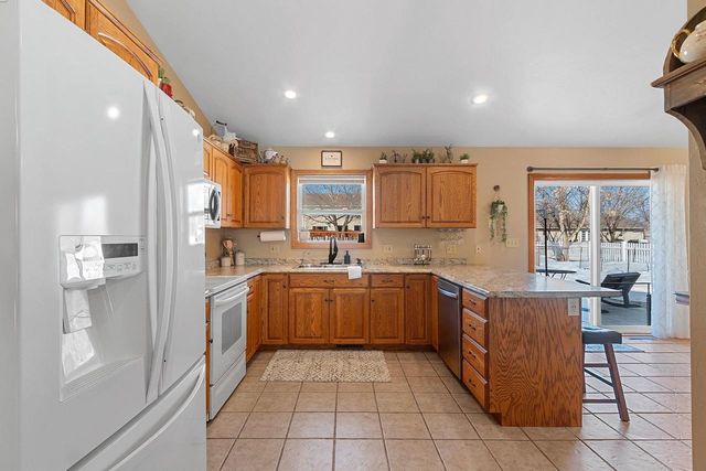 424 POLCZINSKI CIRCLE, Oconto Falls, WI 54154