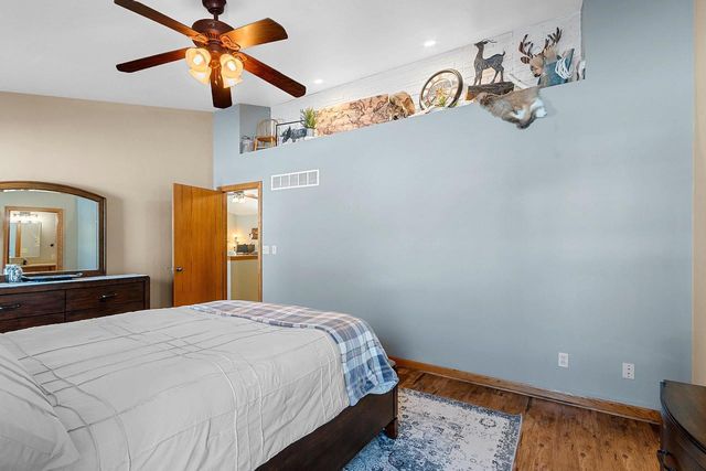 424 POLCZINSKI CIRCLE, Oconto Falls, WI 54154