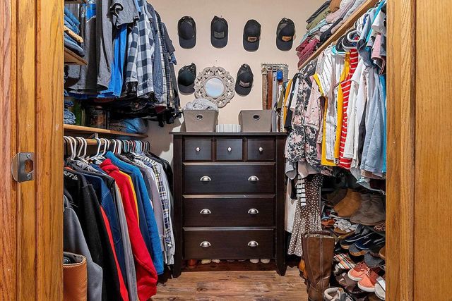 424 POLCZINSKI CIRCLE, Oconto Falls, WI 54154