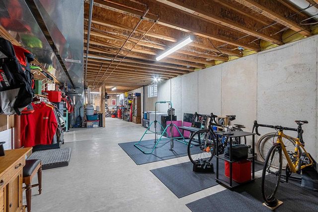 424 POLCZINSKI CIRCLE, Oconto Falls, WI 54154