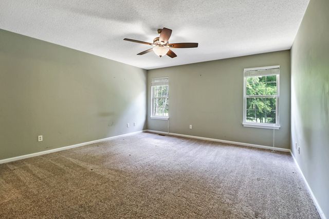 104 Minetta Dr, Crossville, TN 38558