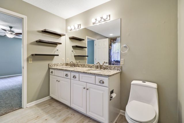 104 Minetta Dr, Crossville, TN 38558