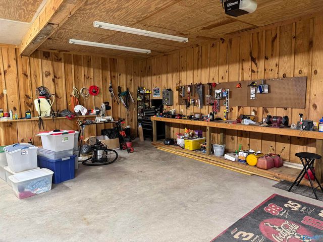 384 Lawson Gap Road, Boaz, AL 35956