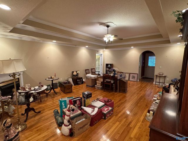 384 Lawson Gap Road, Boaz, AL 35956