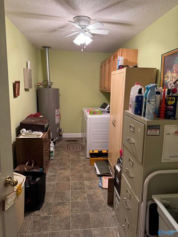 384 Lawson Gap Road, Boaz, AL 35956