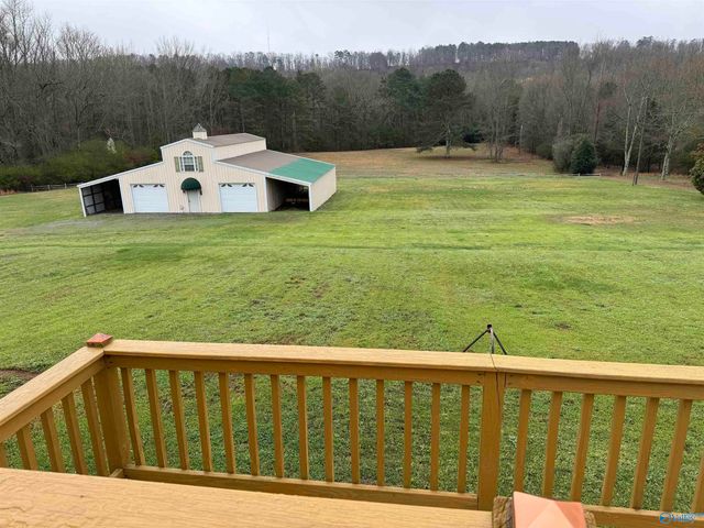 384 Lawson Gap Road, Boaz, AL 35956